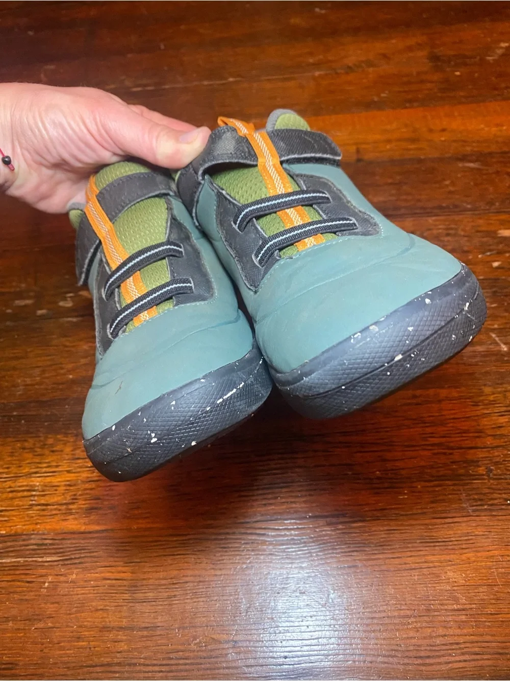 EUC Kids BOGS Kids Skyline Kicker Mini Sneaker Velcro Slip On Flexible Sole